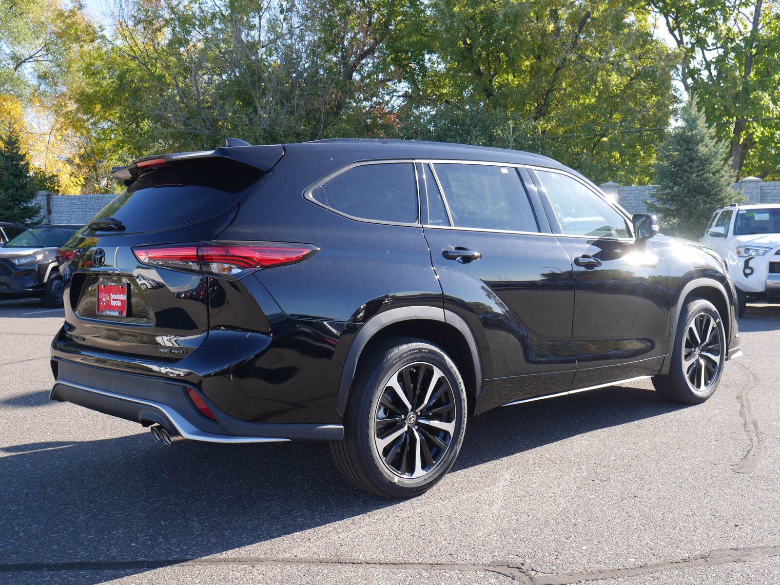 New 2021 Toyota Highlander XSE AWD Sport Utility